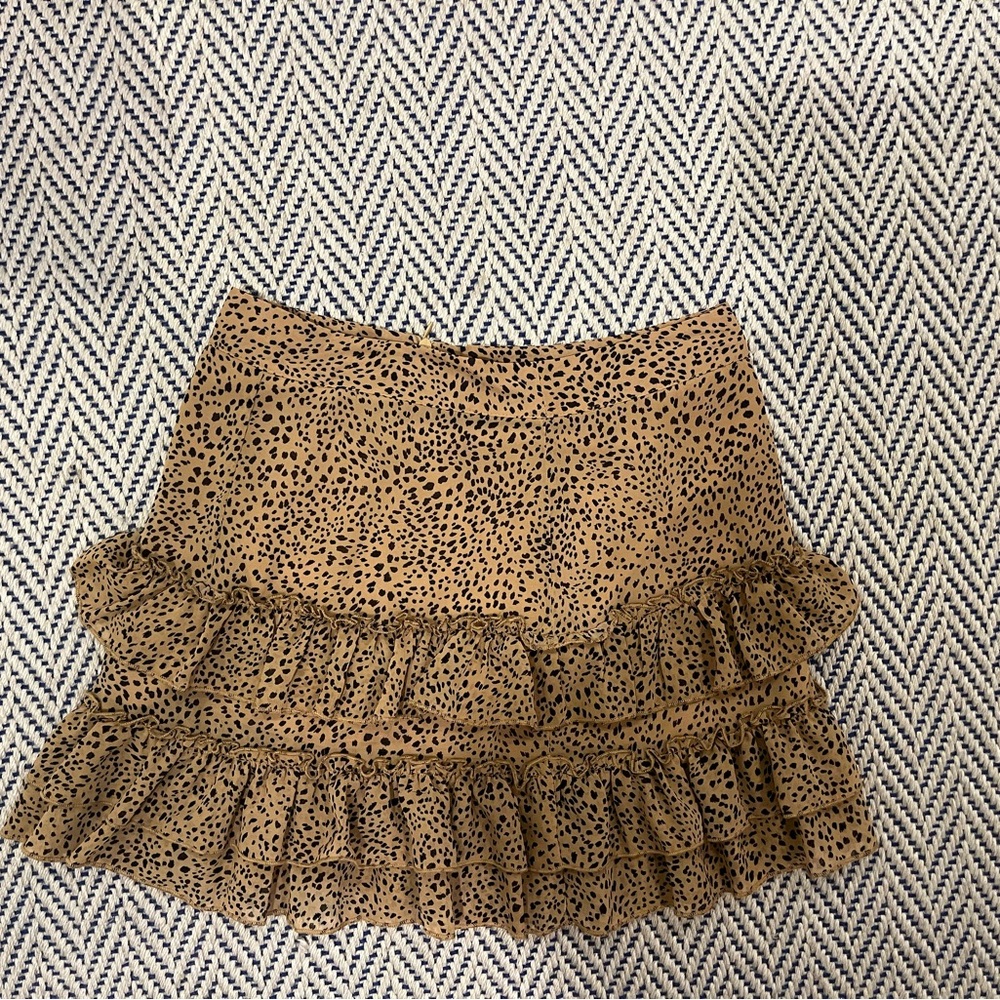 Forever 21 Tan Leopard Print Mini Skirt